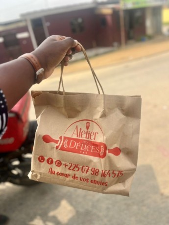 impression-de-sachets-biodegradables-et-personnalises-big-0